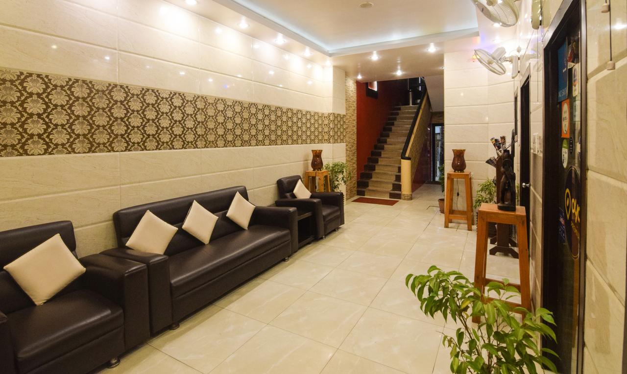 Hotel Varuna Варанаси Экстерьер фото